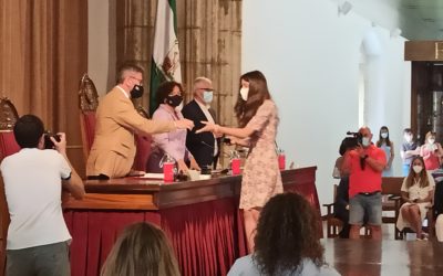 2 Premios extraordinarios bachillerato y 1 alumna entre los 30 mejores expedientes